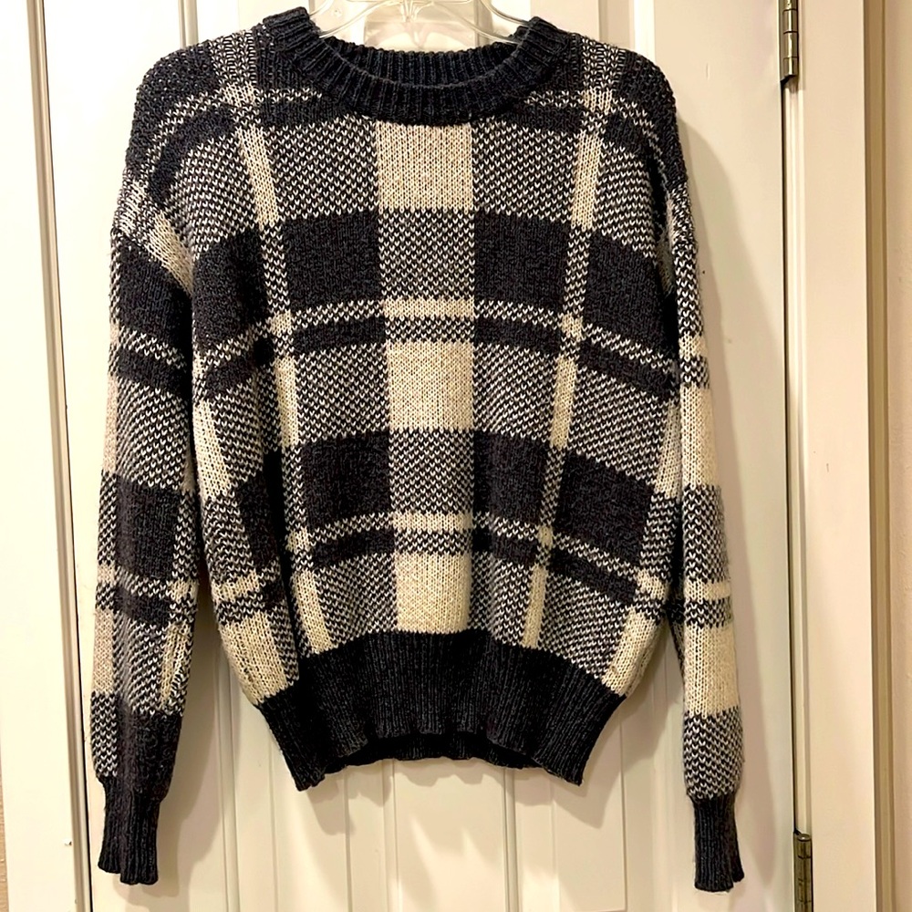 Heartloom | Women’s Avery Plaid Sweater, gray/cream, size s